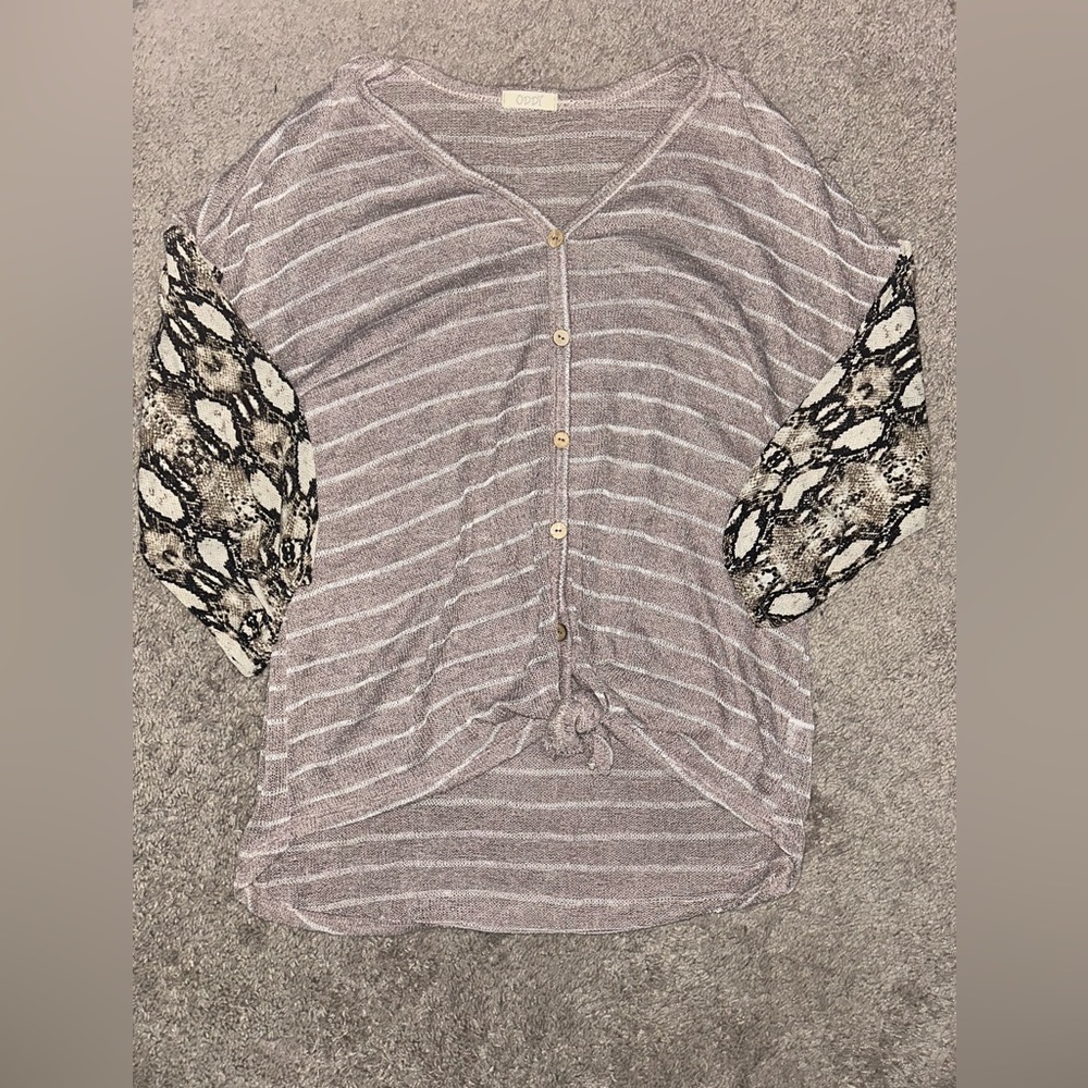 NWOT ODDY boutique high low top